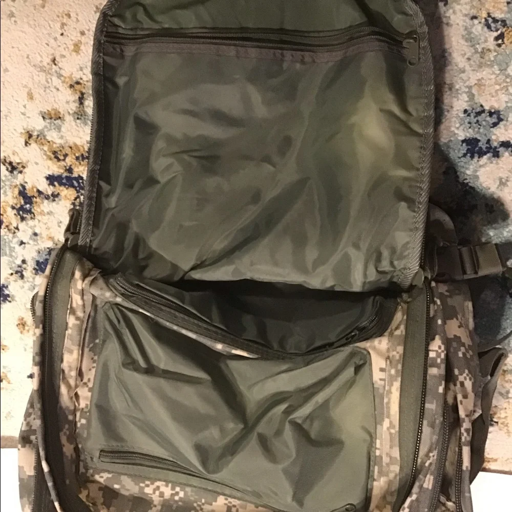 Sandpiper of California Bugout Bag (ABU) - Picture 12 of 14